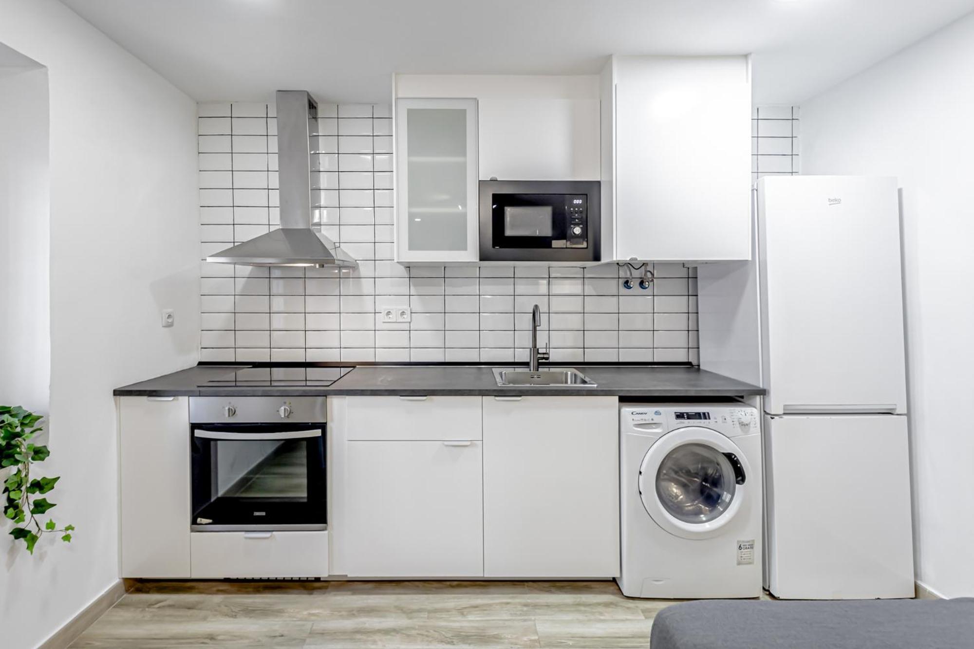 Apartamentos Pensamiento Madrid Extérieur photo