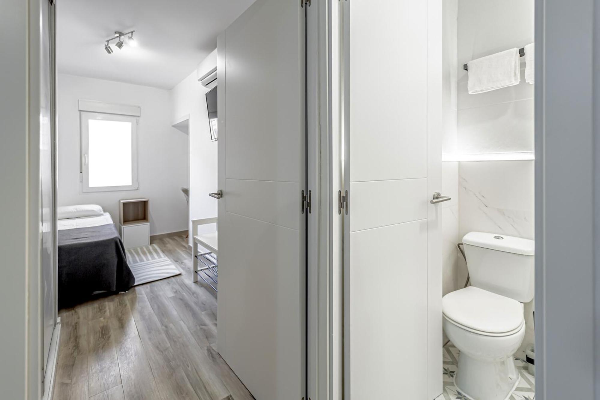 Apartamentos Pensamiento Madrid Extérieur photo